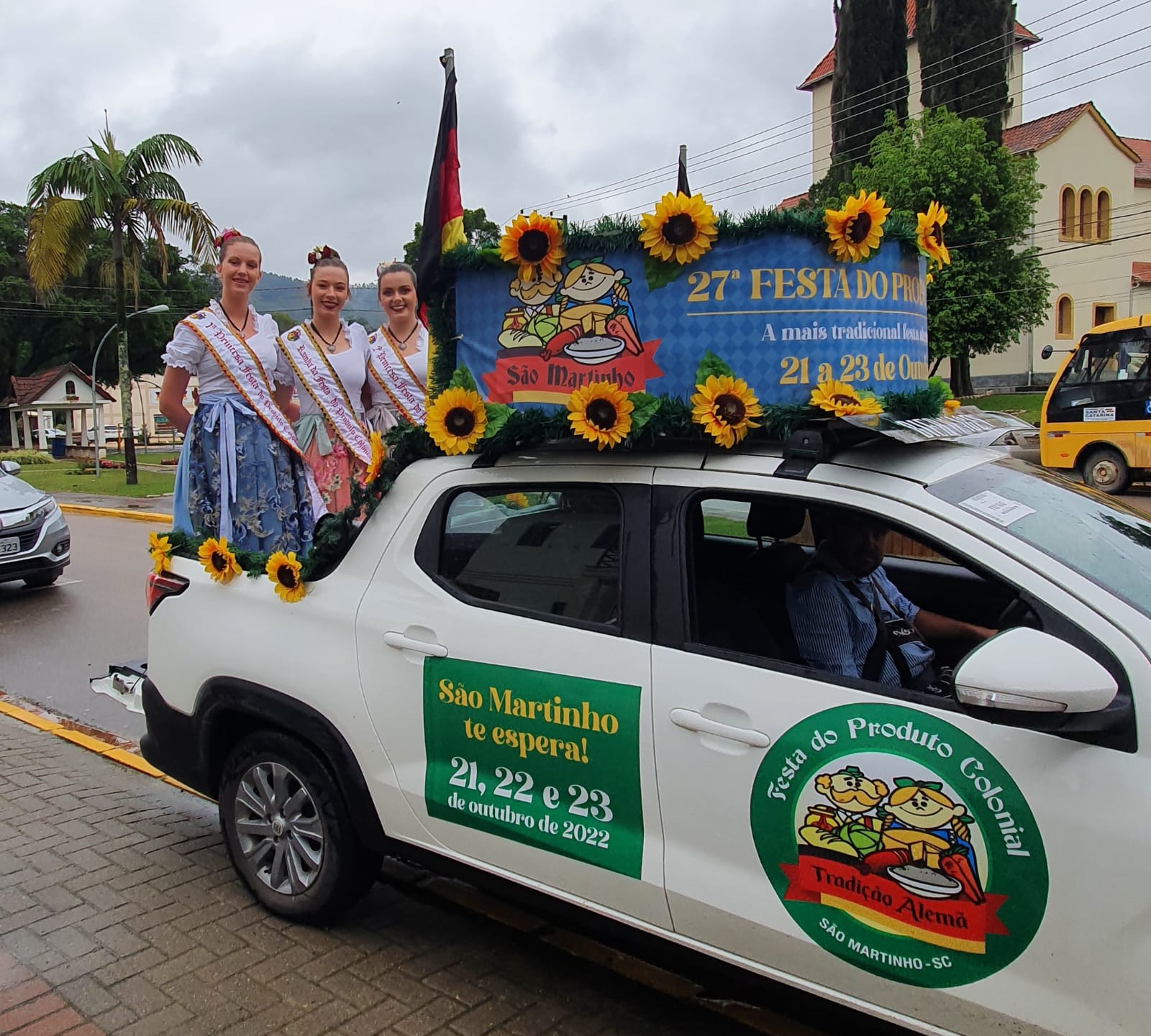 Desfile Cívico Escolar de Vargem Alta celebra a educação e a história local